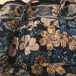Vera Bradley Tote in Mod Floral Blue